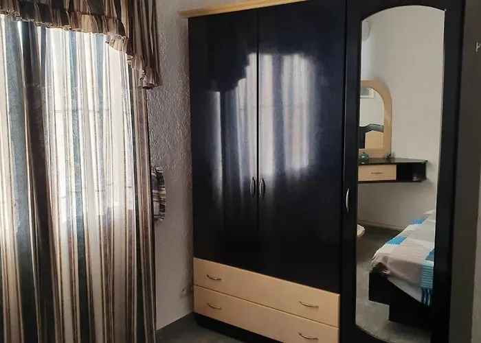 Appartment Et Piscine
